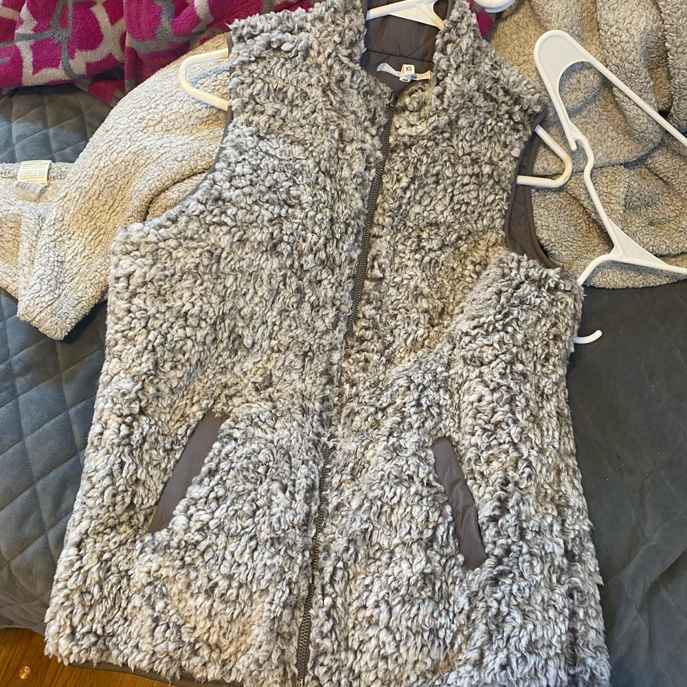 vest